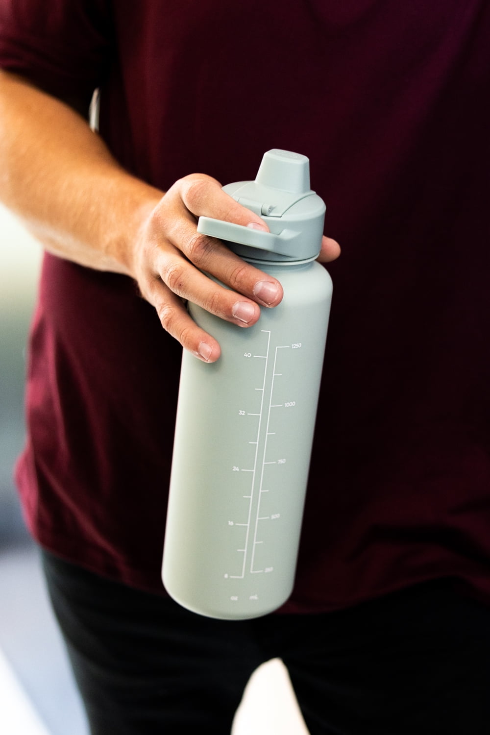 Simple Modern 48 fl oz Reusable Tritan Summit Water Bottle with Silicone Straw Lid|Seaglass Sage M402A