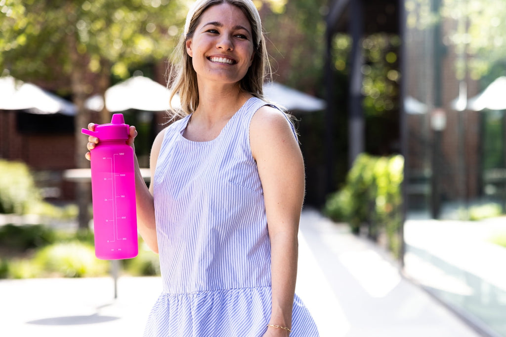 Simple Modern 48 fl oz Reusable Tritan Summit Water Bottle with Silicone Straw Lid|Raspberry Vibes M412E