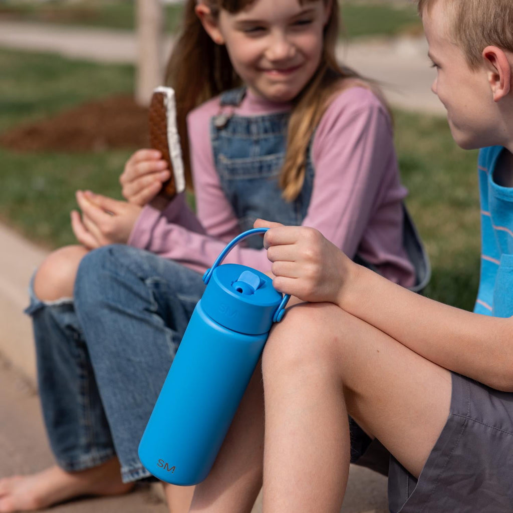 Simple Modern 18 fl oz Insulated Stainless Steel Summit Wide Mouth Water Bottle with Handle and Straw Lid|Black and White Checkmate M398P
