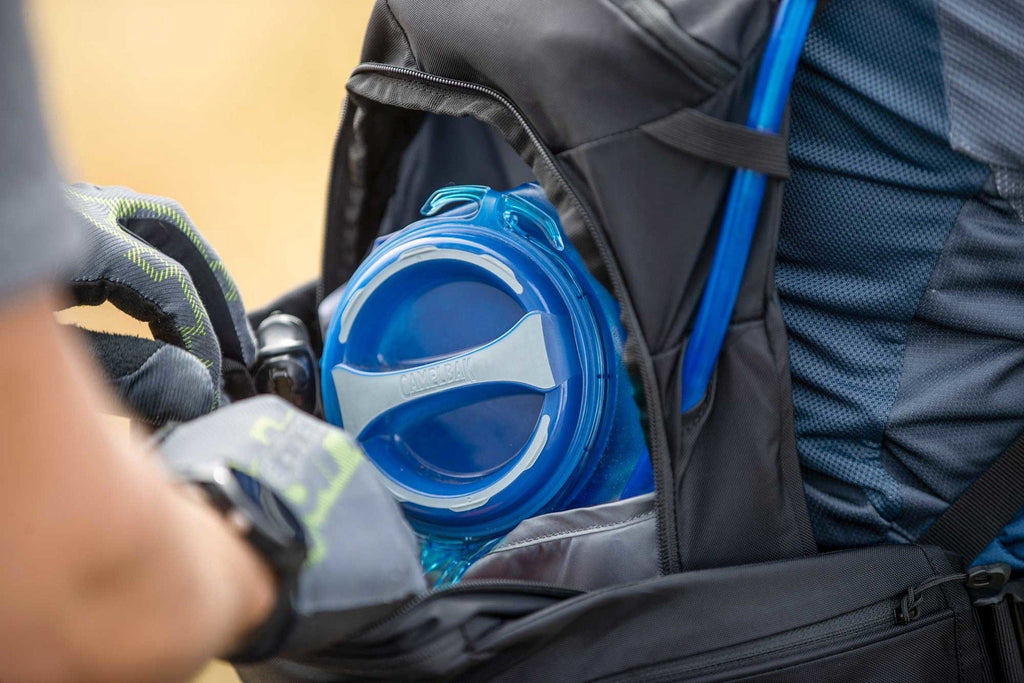 Camelbak Crux™ 2L Reservoir, Blue M274Z