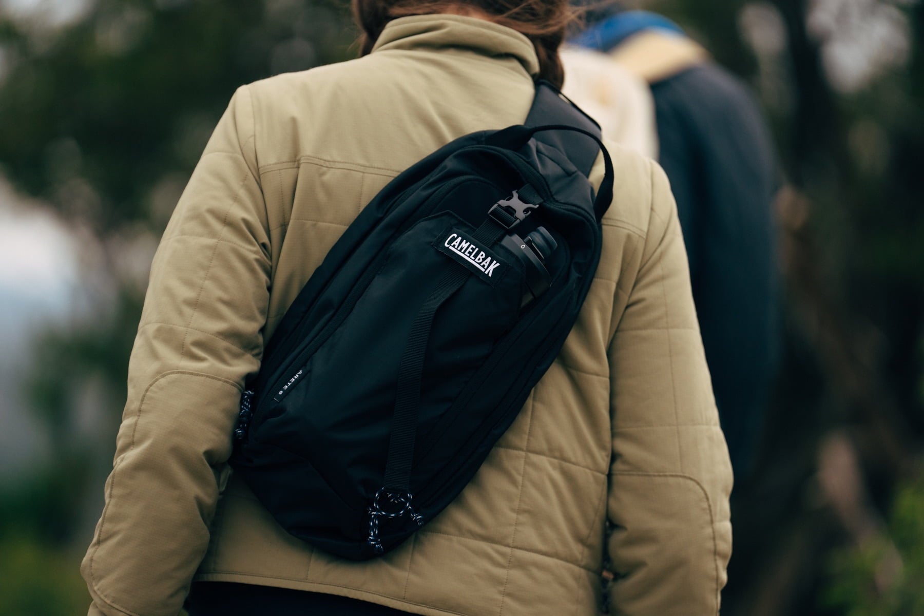 Camelbak Arete Sling 8, Deep Teal M244E