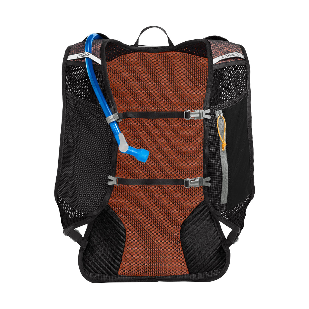 Octane™ 12, Fusion 2L, Black/Apricot M263L