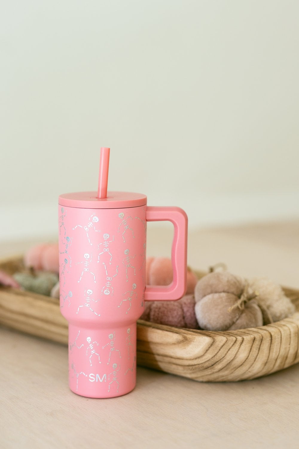 Simple Modern 30 fl oz Insulated Stainless Steel Trek Tumbler with Straw Lid | Seaglass Sage and Cream Checkmate M690P